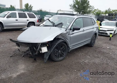 2022 Volkswagen Tiguan 2.0T Se R-Line Black from USA, damaged, VIN 3VVCB7AXXNM099136
